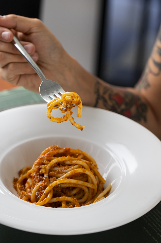 Spaghettoni al pesto eoliano