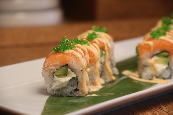 Spicy philadelphia roll