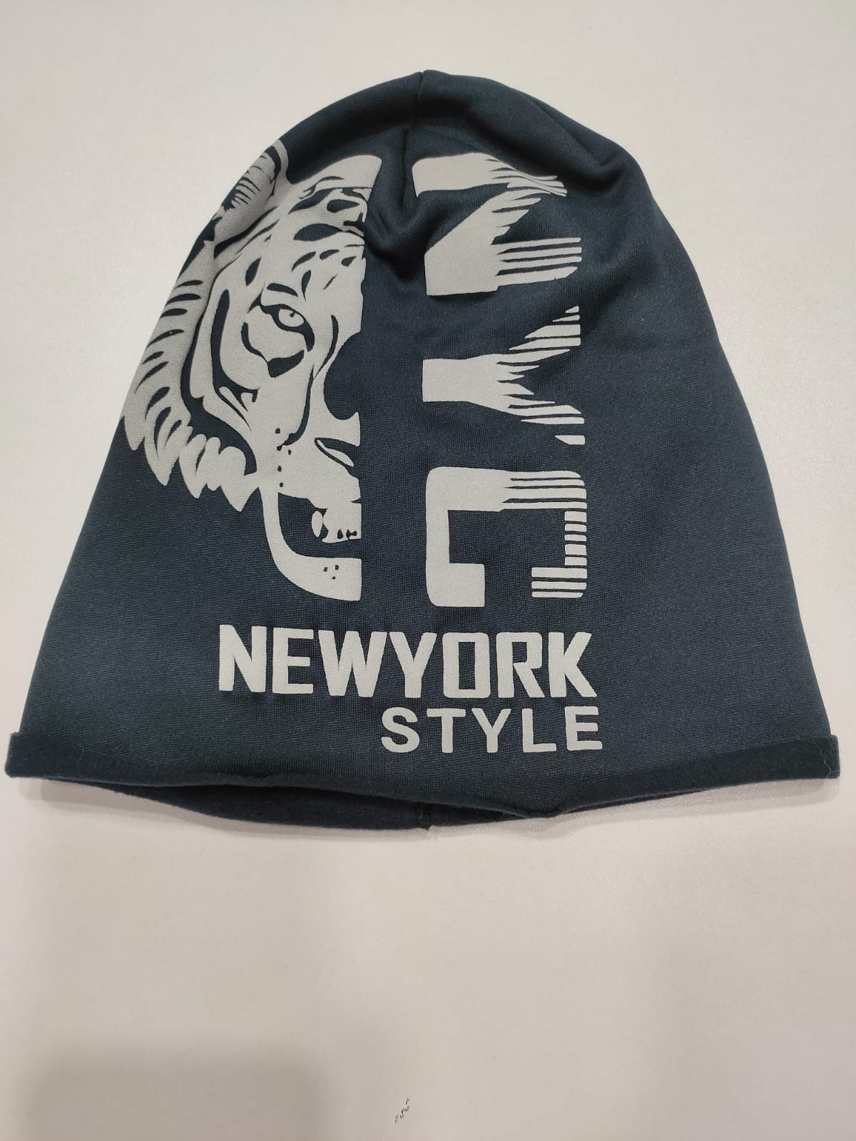 CAPPELLO NYC CON TIGRE CATYA