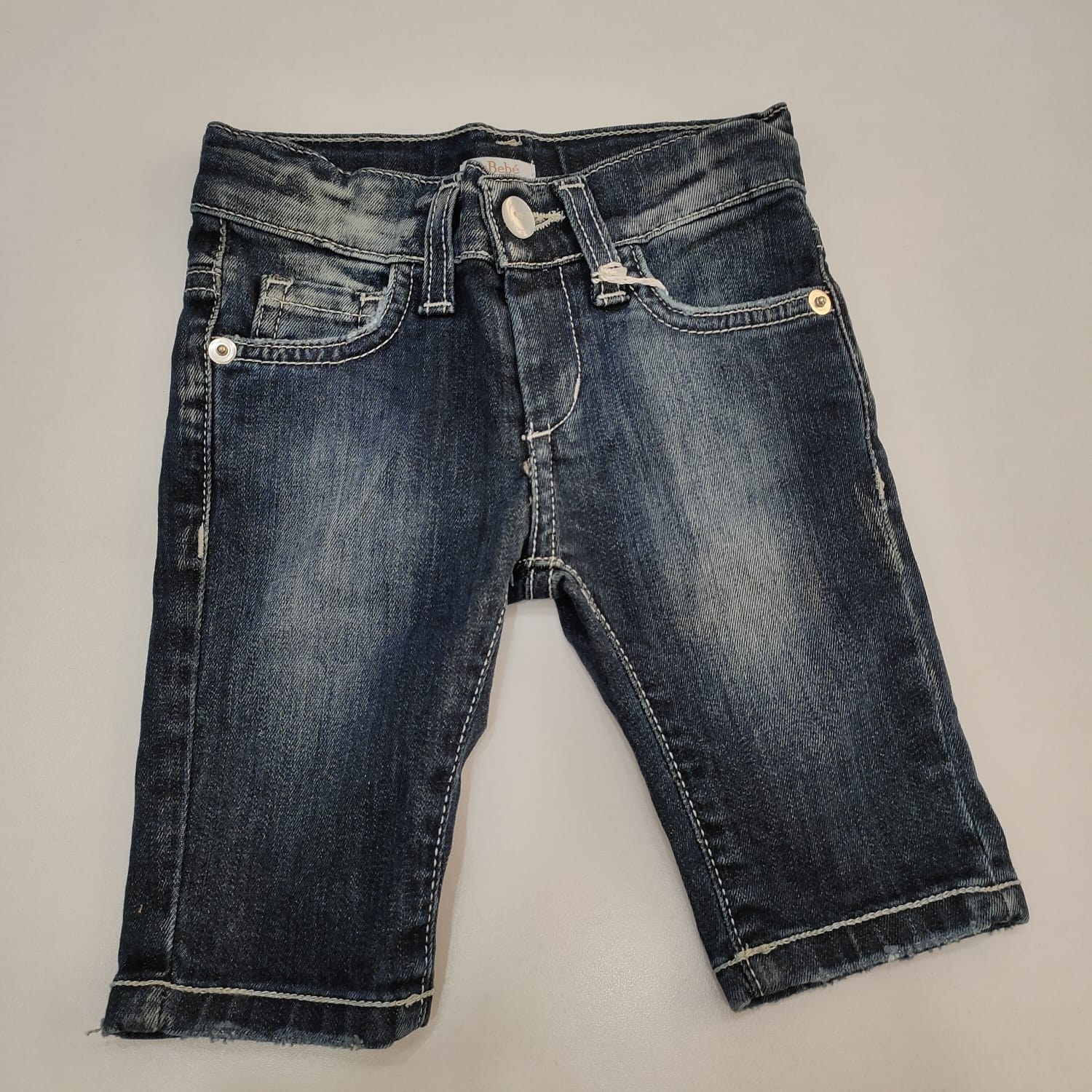 Jeans con bimba ricamato su taschino posteriore LE BEBE