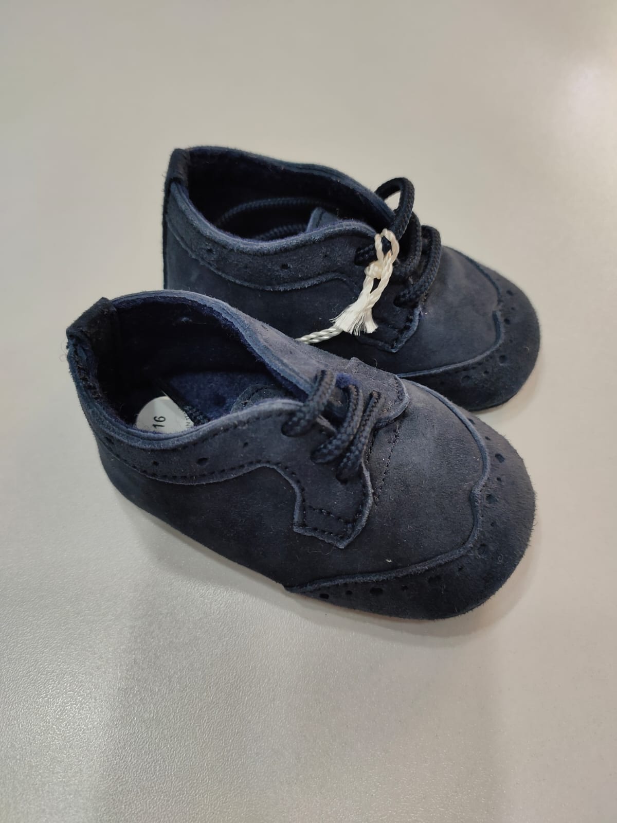 Scarpe inglesine blu scuro in camoscio LE BEBE