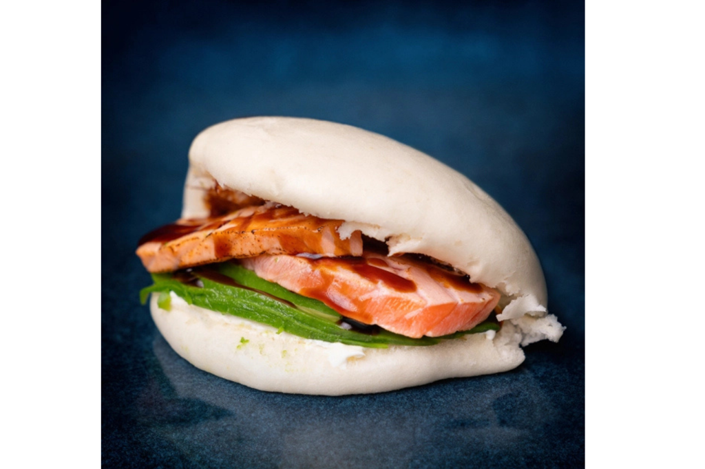 Bao buns Salmone