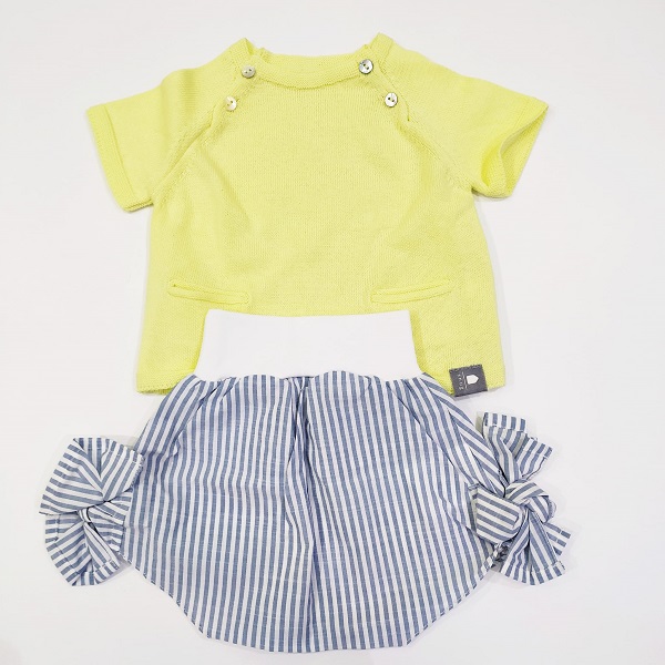 Completo 2pz maglia tinta unita con taschini + short a righe con fiocchi SNUG